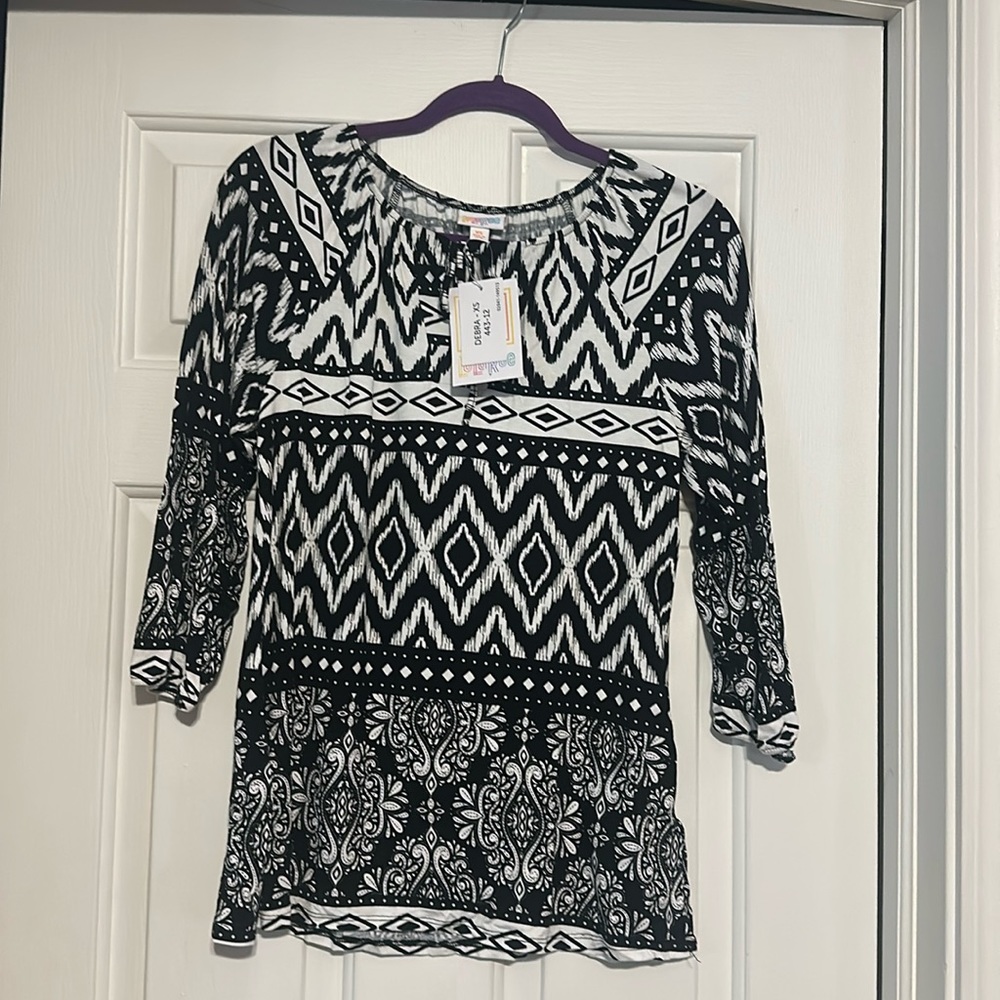 Lularoe extra small Deborah Top